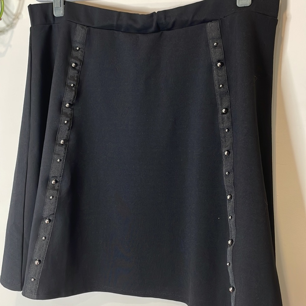 🎆 Size 18 A-Line Contemporary Black Skirt